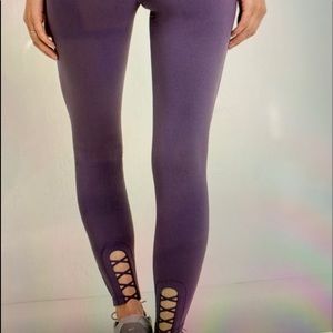 Leggings, size small, violet color